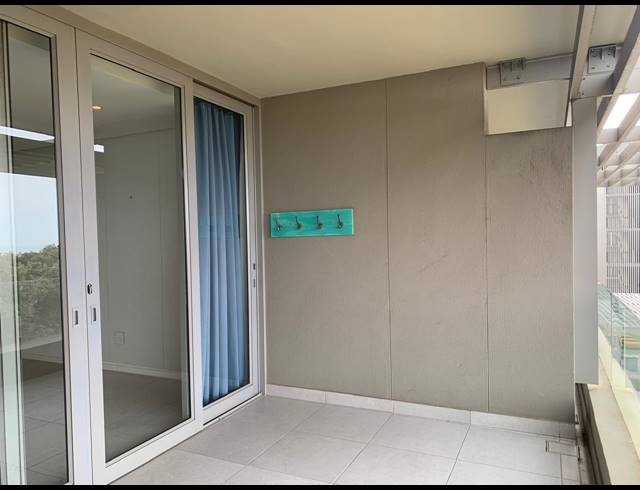 2 BEDROOM APARTMENT FOR SALE IN UMHLANGA CENTRAL